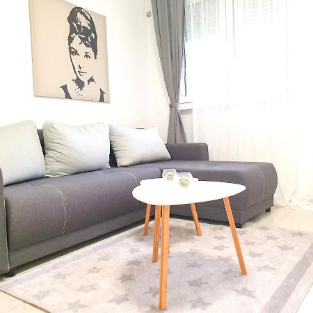 Apartment Iskra بلغراد المظهر الخارجي الصورة